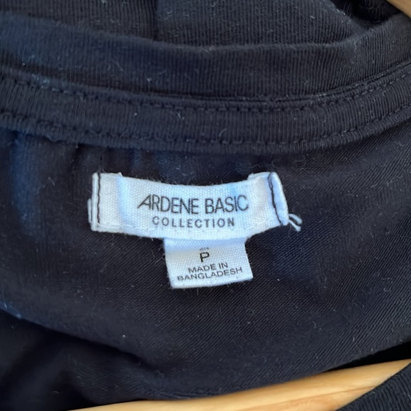 Star Wars Mom t-shirt - size small - Picture 3 of 4